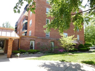 460 W Downer Place Unit 5C, Aurora, IL 60506