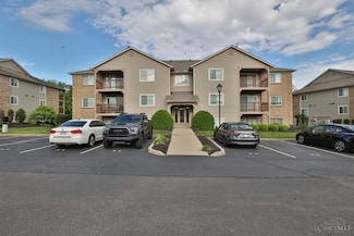 11555 Regency Square Ct, Cincinnati, OH 45231