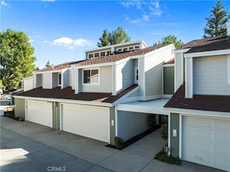 10061 Melinda Way Unit 2, Northridge, CA 91325