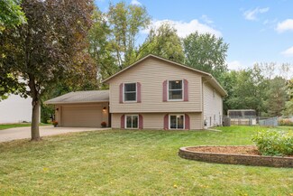 10685 Boundary Creek Terrace, Maple Grove, MN 55369