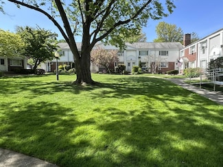 13-36 Bell Blvd Unit 206, Bayside, NY 11360
