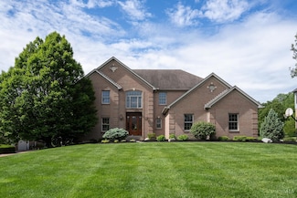 6617 S Cove Dr, Cincinnati, OH 45233