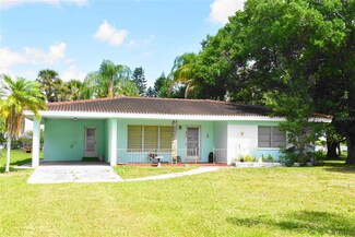 5016 Riverside Dr, Punta Gorda, FL 33982