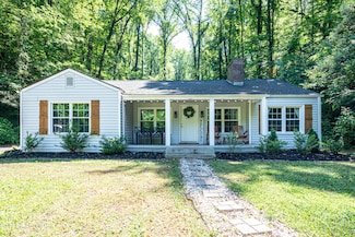 2800 Woodson Dr, Knoxville, TN 37920