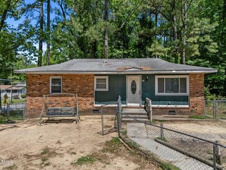 903 Da Vinci St, Durham, NC 27704