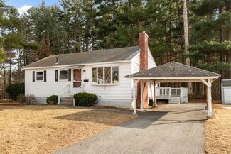 5 Arlington St, Tewksbury, MA 01876