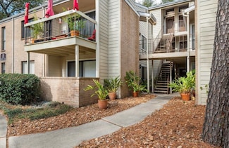 3500 Tangle Brush Dr Unit 105, the Woodlands, TX 77381