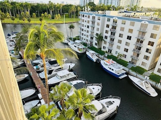 1700 NW N River Dr Unit 805, Miami, FL 33125