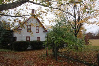 46 Dover Rd, Chichester, NH 03258