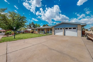 1400 Hertz Dr SE, Albuquerque, NM 87108