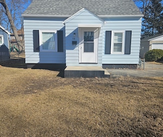 19 N Webster St, Aurora, IL 60505