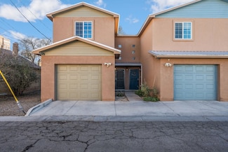 600 8th St NW Unit D, Albuquerque, NM 87102