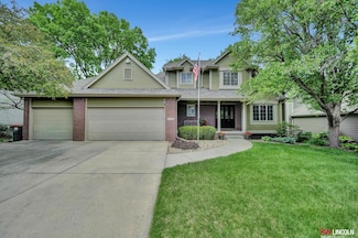 4630 Eagle Ridge Rd, Lincoln, NE 68516