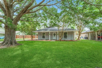 18100 Woodhaven Dr, Prairieville, LA 70769