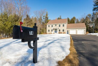 74 Deerfield Rd, North Berwick, ME 03906