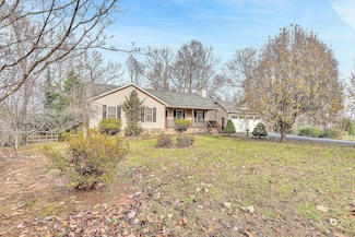 1068 Colony Ct, Moneta, VA 24121