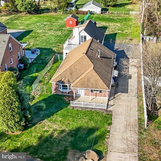 1090 Wildman Ave, Bensalem, PA 19020