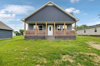 605 Poplar St, Lafayette, TN 37083