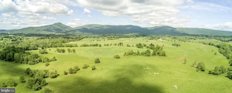 4 Jericho Rd, Huntly, VA 22627