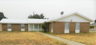 2013 W 9th St, Fort Stockton, TX 79735