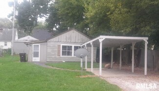 2232 W Albany Ave, Peoria, IL 61604
