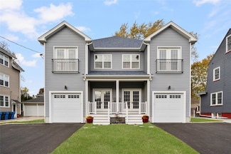 45 Windsor Rd, Cranston, RI 02905