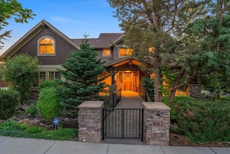 882 NW Haleakala Way, Bend, OR 97701