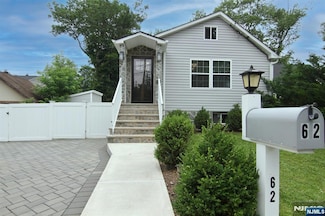 62 Rivervale Rd, Park Ridge, NJ 07656