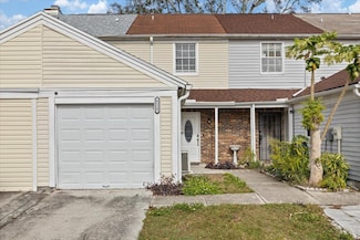 6229 Oak Cluster Cir, Tampa, FL 33634