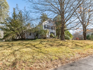 131 Bill Hill Rd, Old Lyme, CT 06371