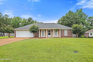 2004 S Cobblestone Cove, Brandon, MS 39042
