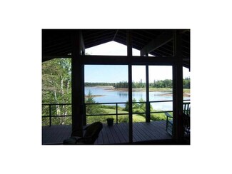 109 Paul Bunyan Rd, Gouldsboro, ME 04607