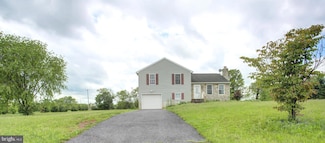 10 Double Play Dr, Gettysburg, PA 17325