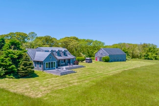 25 Beetle Swamp Rd, Edgartown, MA 02539