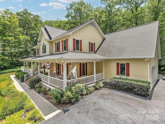 442 Heather Marie Dr, Hendersonville, NC 28792