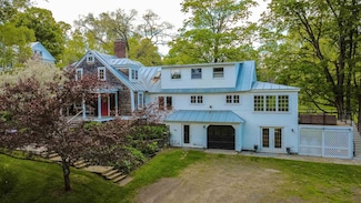 480 Bayley Hazen Rd, Peacham, VT 05862