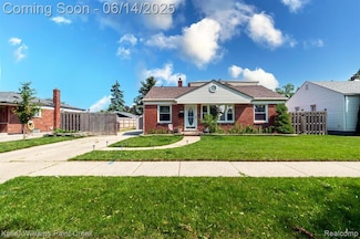 7359 Mckinley, Center Line, MI 48015