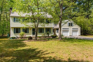 105 Warren Rd, Townsend, MA 01469