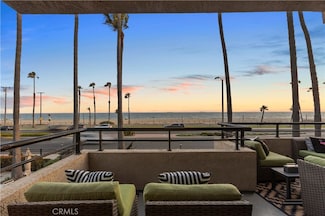 1200 Pacific Coast Hwy Unit 214, Huntington Beach, CA 92648
