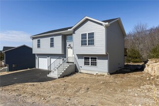 24 Sterling Ridge Ln, Sterling, CT 06377