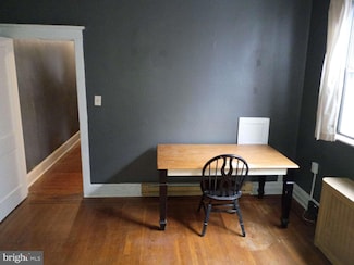 1911 Mckean St, Philadelphia, PA 19145