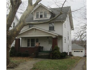 907 Ridge Rd NW, Canton, OH 44703