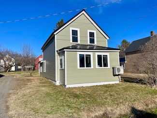 9 Wells St, Greenville, ME 04441
