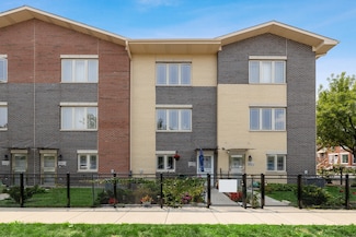 3505 S Parnell Ave Unit B, Chicago, IL 60609