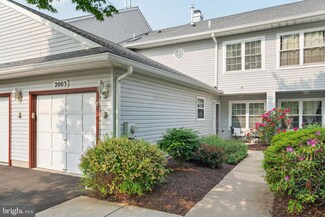 2003 Lynbrooke Dr Unit 162, Yardley, PA 19067