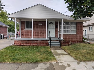 22824 Donald Ave, Eastpointe, MI 48021