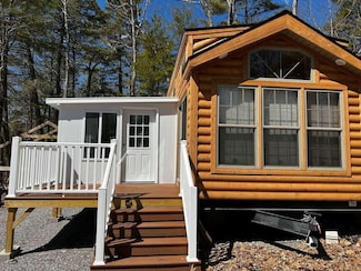 41 Loons Haven Dr Unit Lot 40, Naples, ME 04055