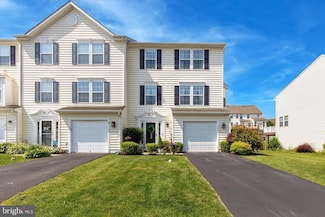 27 Bayberry Ln, Pottstown, PA 19465
