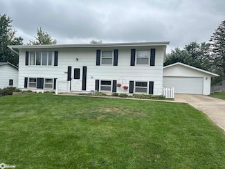 1210 Glenwood Terrace, Marshalltown, IA 50158