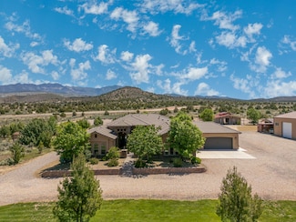 580 N Meadow Dr, Dammeron Valley, UT 84783